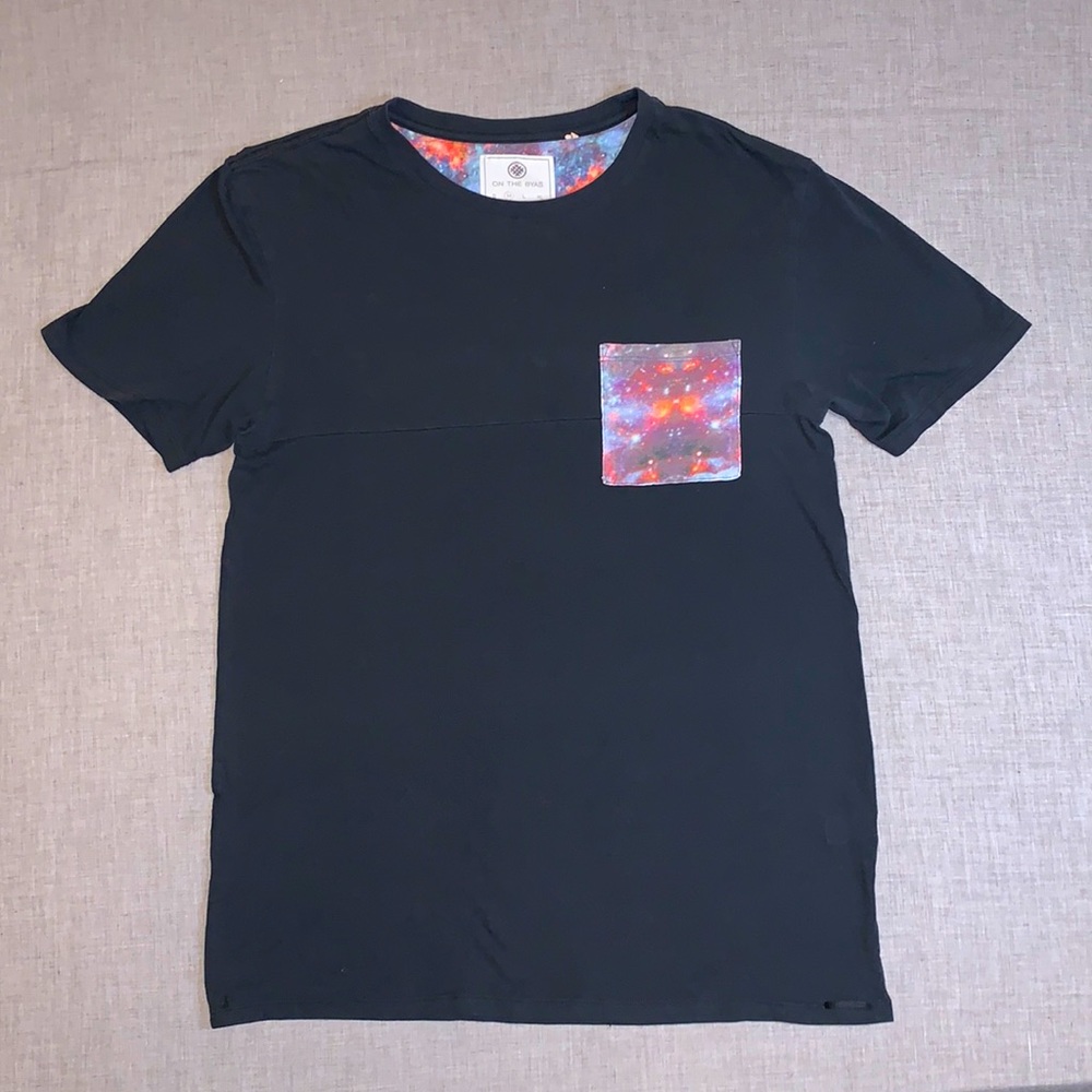 On The Byas Black Galaxy Mens Medium Tee with Pocket